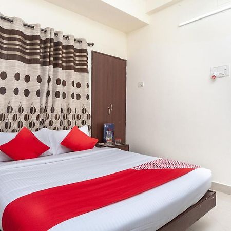 Oyo 22019 Skye Service Apartments Ченнаи Экстерьер фото