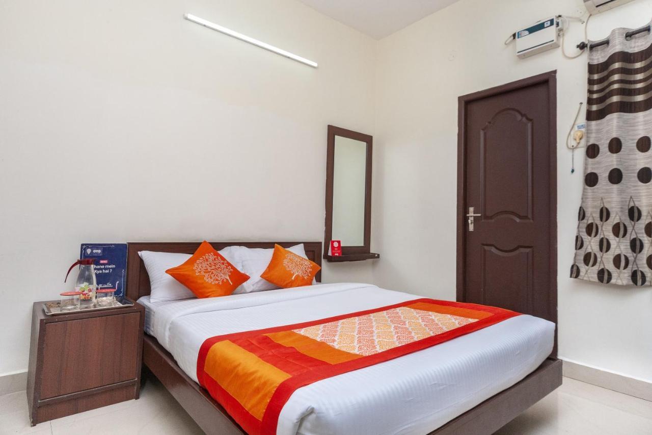 Oyo 22019 Skye Service Apartments Ченнаи Экстерьер фото