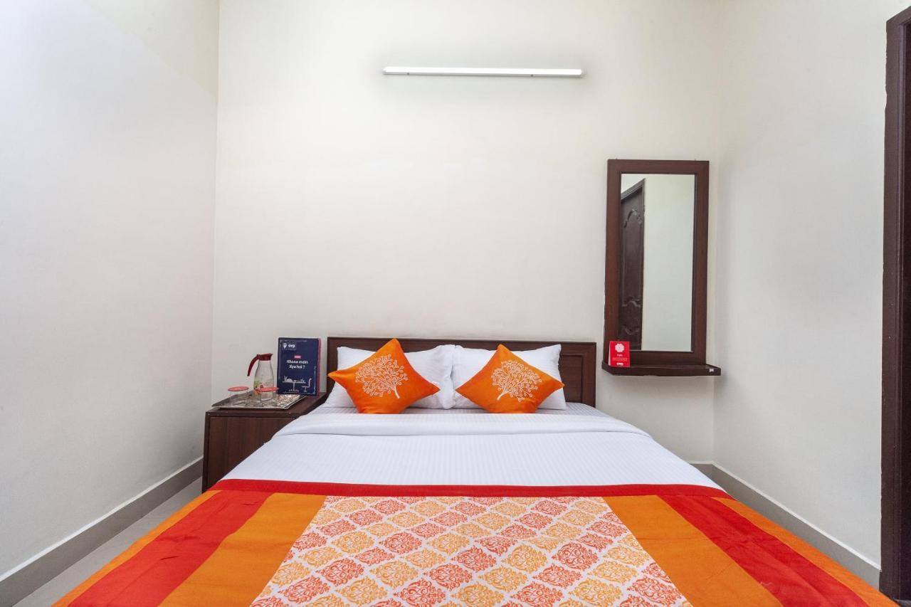 Oyo 22019 Skye Service Apartments Ченнаи Экстерьер фото