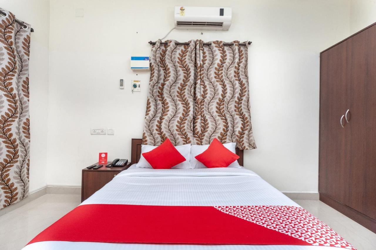 Oyo 22019 Skye Service Apartments Ченнаи Экстерьер фото